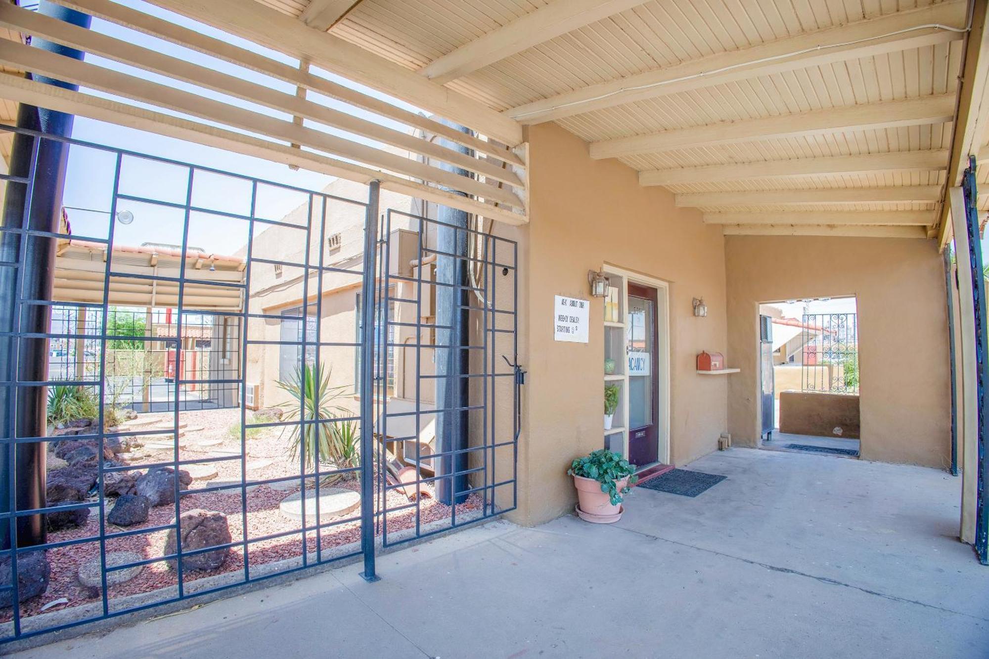 Sands Motel By Oyo El Paso Near Airport エクステリア 写真